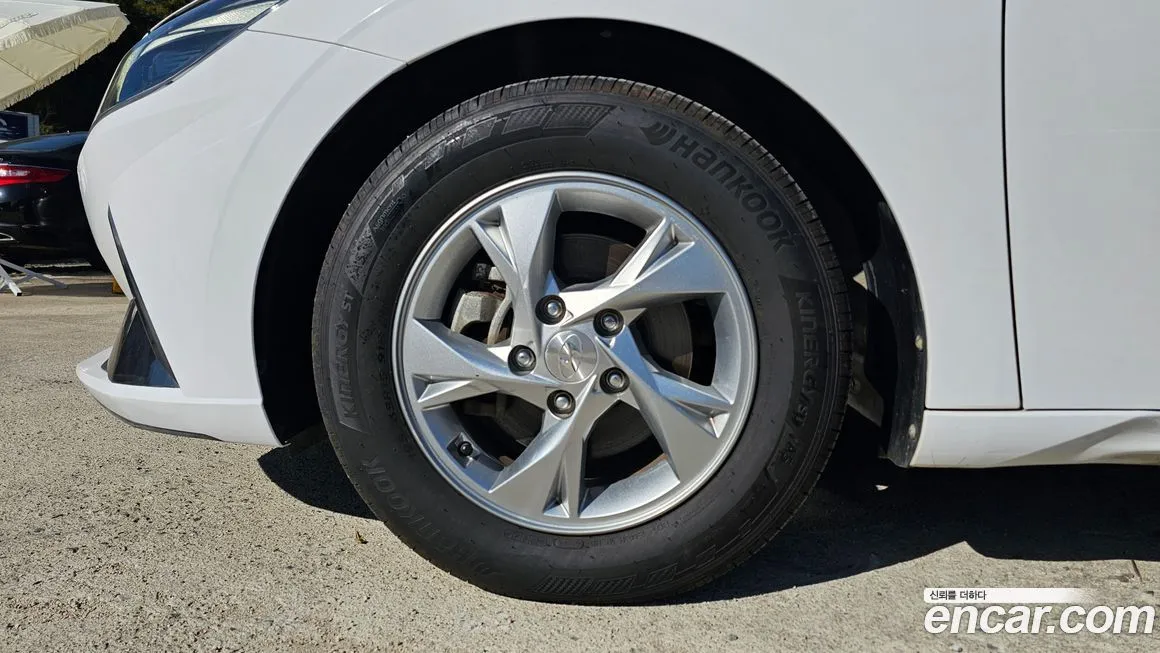 Hyundai AVANTE 2021 из KR, фото 5
