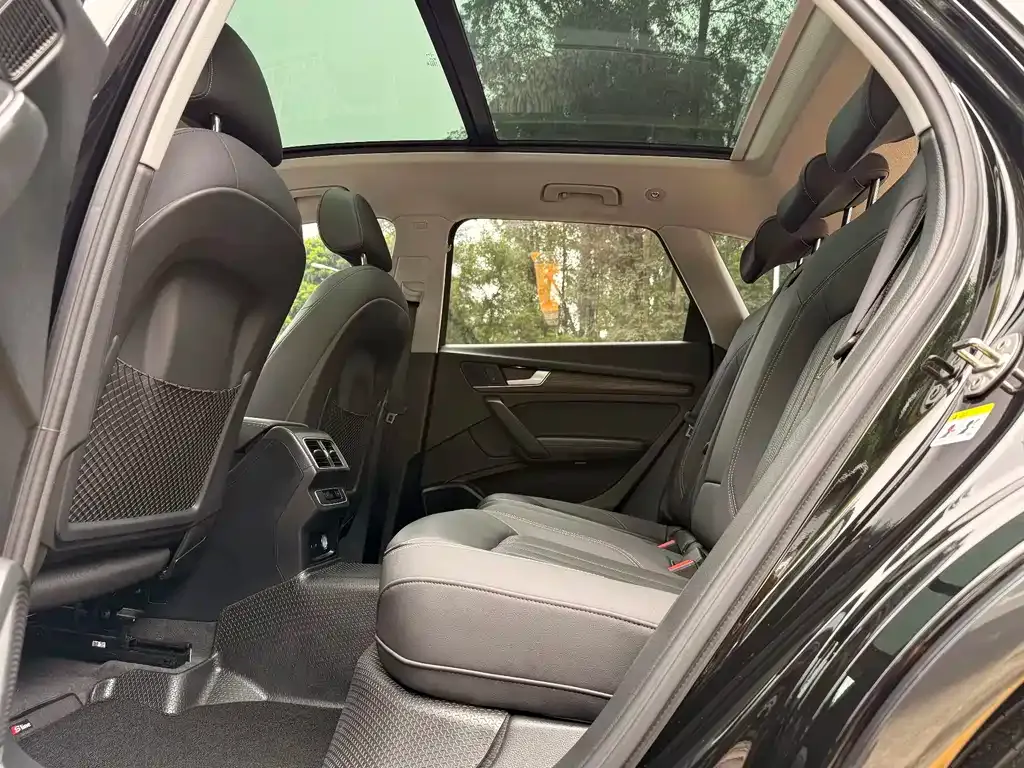 Audi Q5L 2022 из CN, фото 9