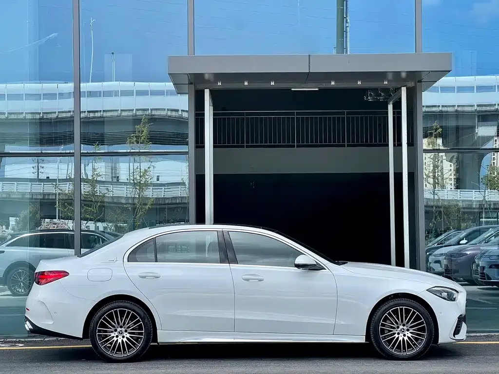 Mercedes-Benz C-Class 2024 из CN, фото 4