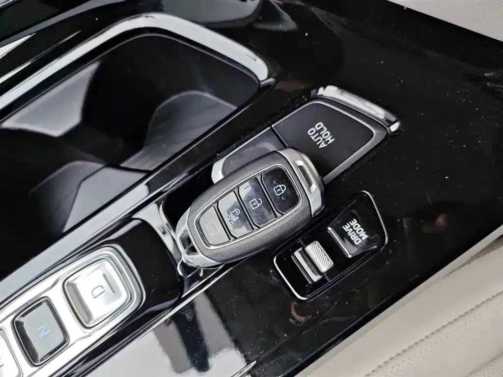 Hyundai Custo 2023 из CN, фото 9