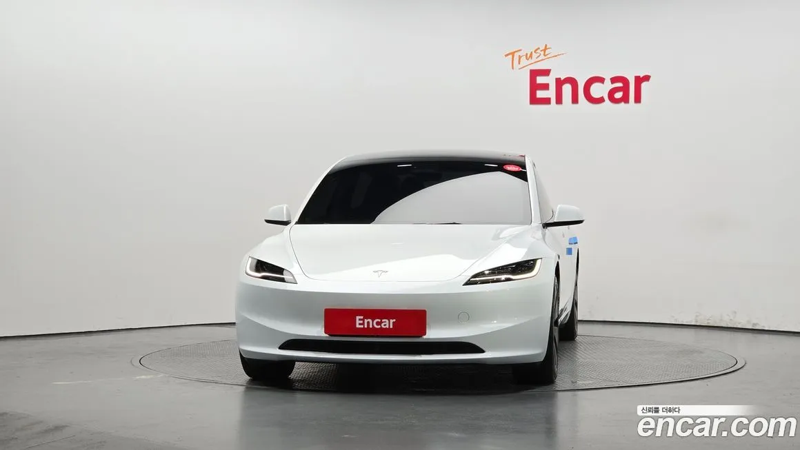 Tesla Model 3 2024 из KR, фото 3