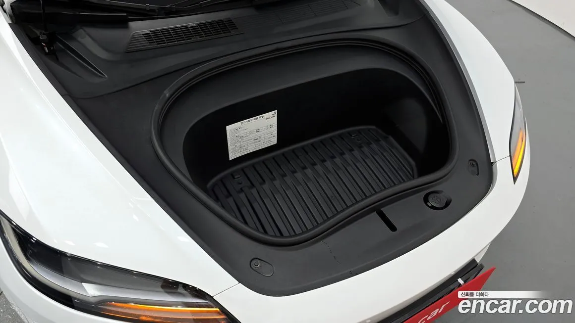 Tesla Model 3 2024 из KR, фото 6
