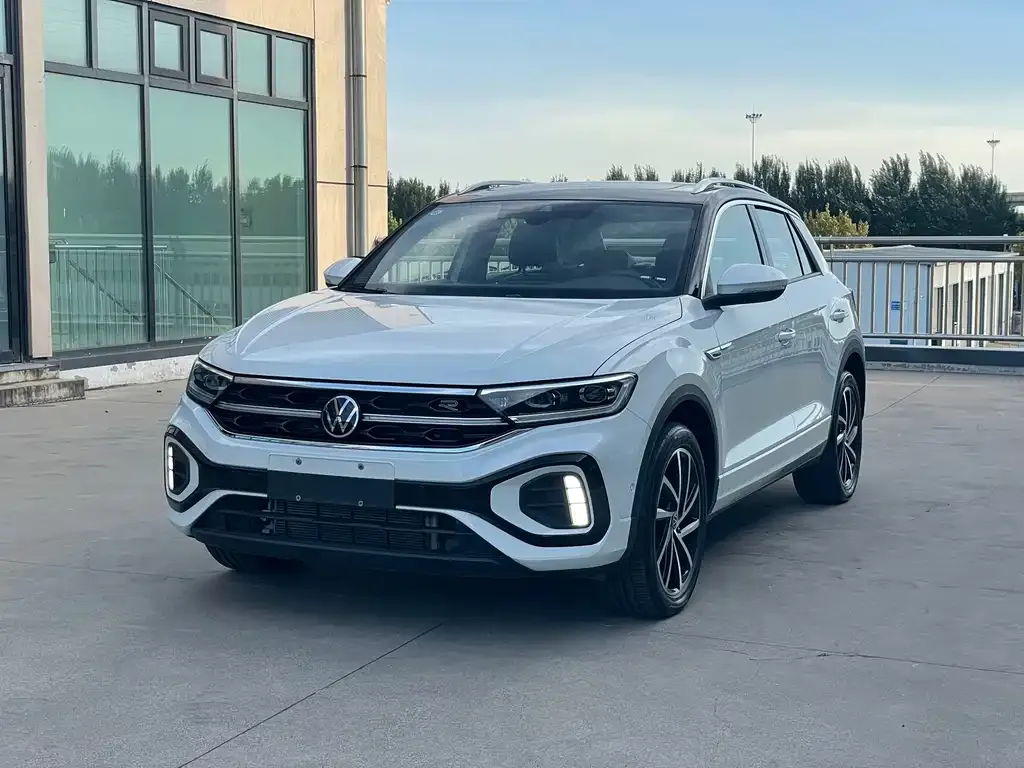 Volkswagen T-Roc 2023 из CN, фото 1