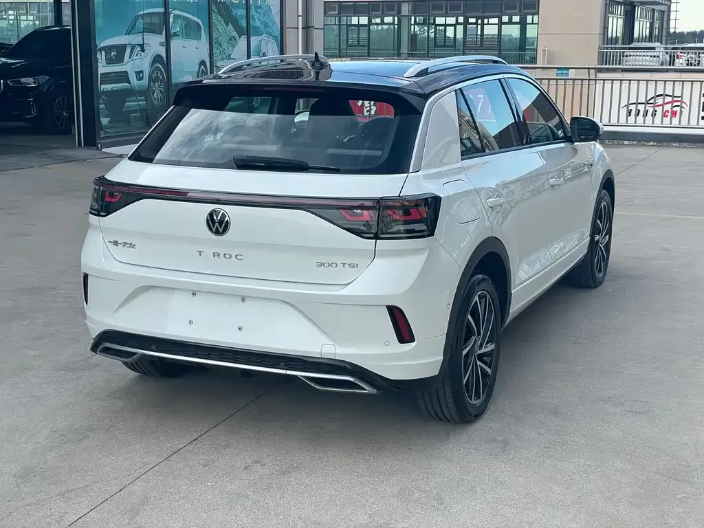 Volkswagen T-Roc 2023 из CN, фото 5