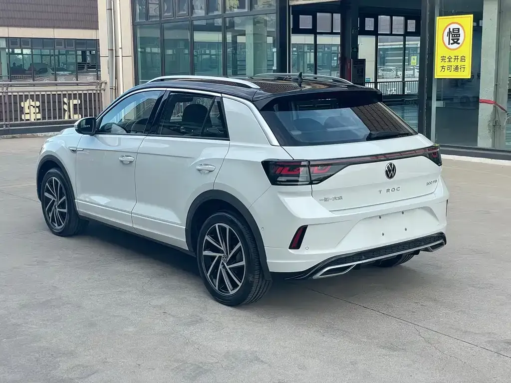 Volkswagen T-Roc 2023 из CN, фото 6