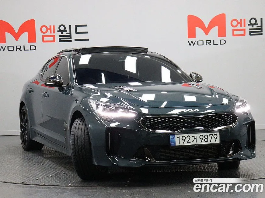Kia Stinger 2023 из KR, фото 2