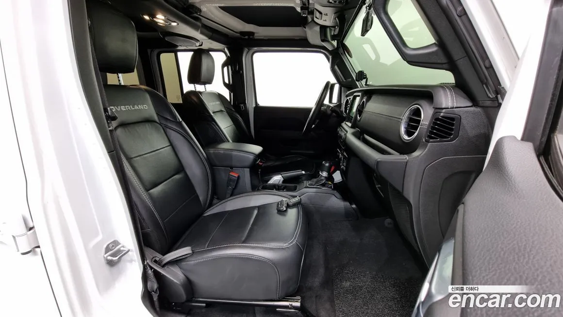 Jeep Wrangler 2021 из KR, фото 10