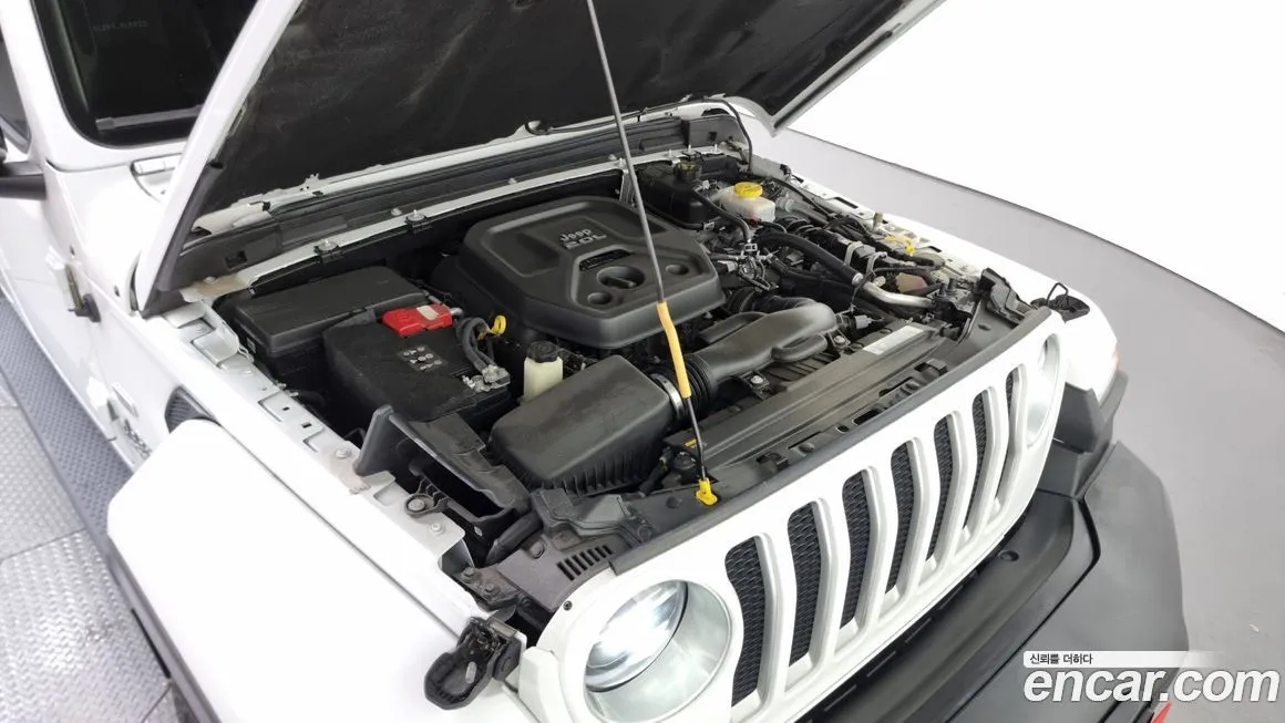 Jeep Wrangler 2021 из KR, фото 6