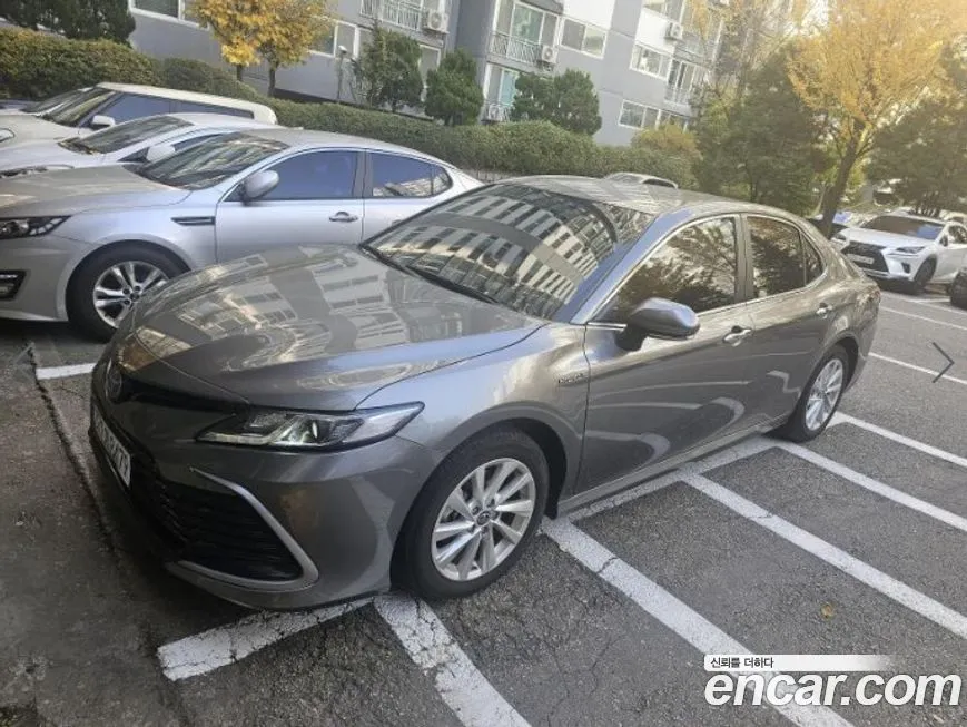 Toyota Camry 2024 из KR, фото 2