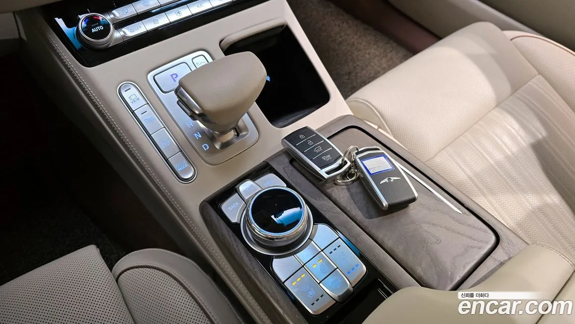 Genesis G90 — фото 9