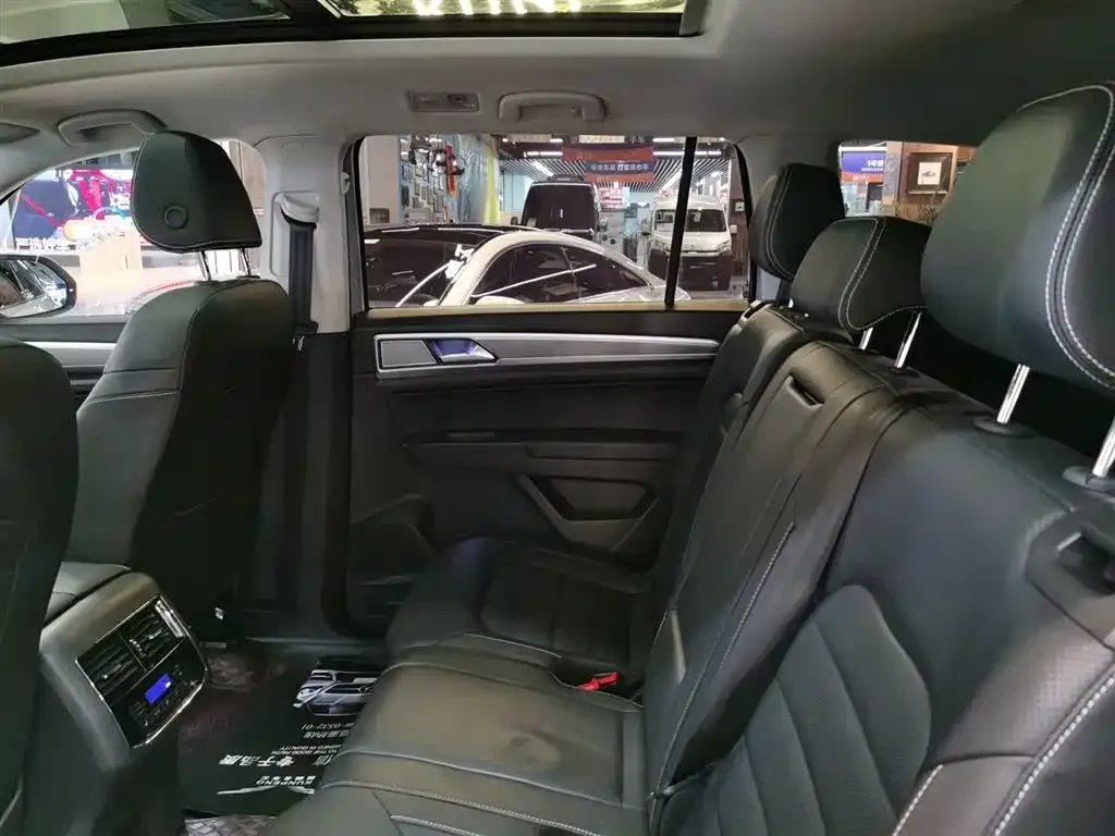 Volkswagen Teramont 2021 из CN, фото 10