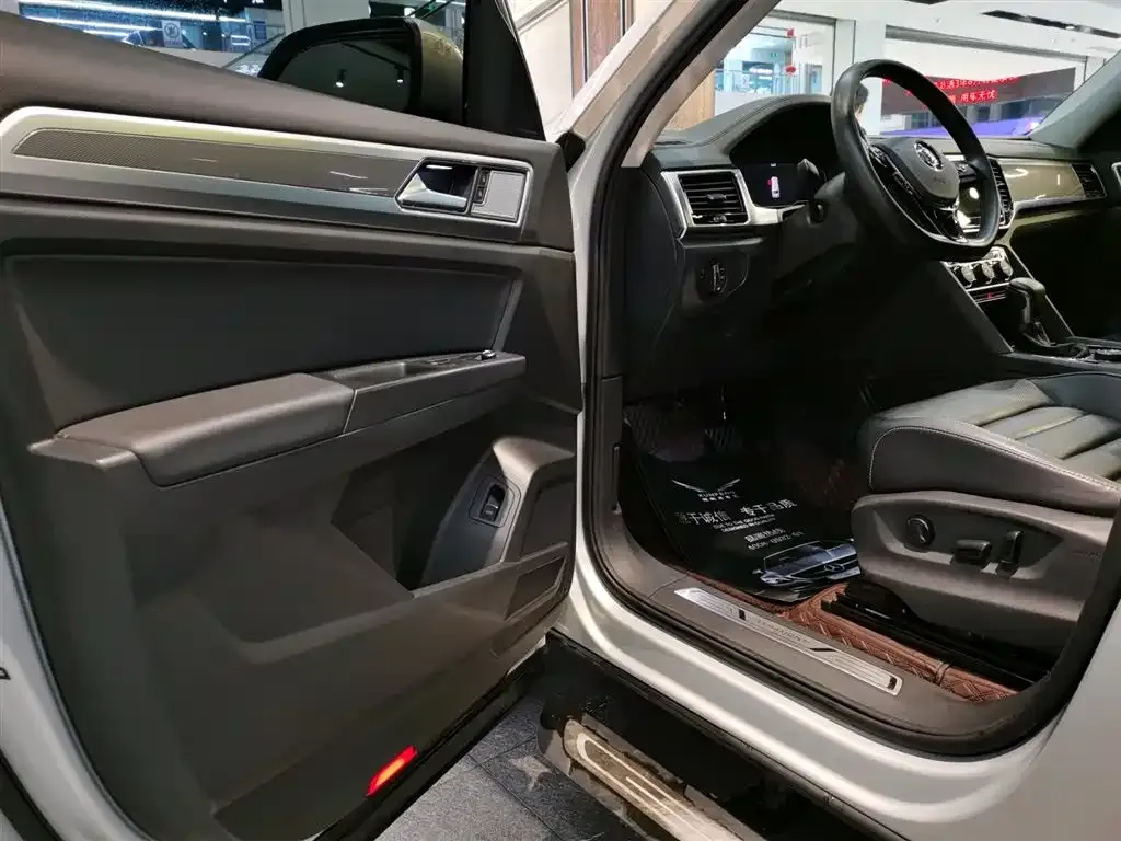Volkswagen Teramont 2021 из CN, фото 5