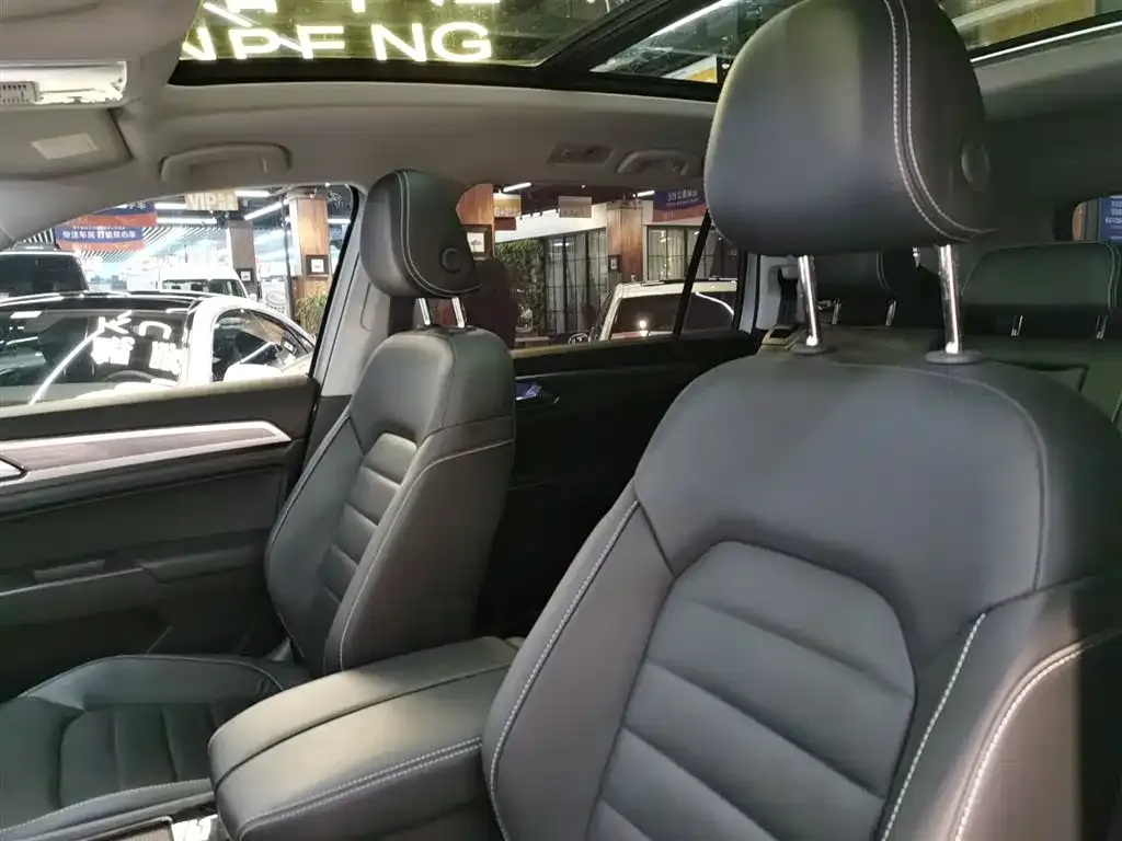Volkswagen Teramont 2021 из CN, фото 9