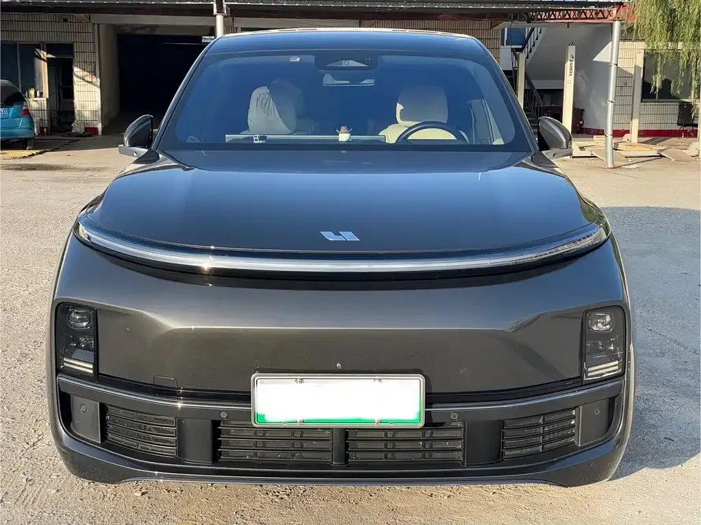 Li Auto L8 2023 из CN, фото 2
