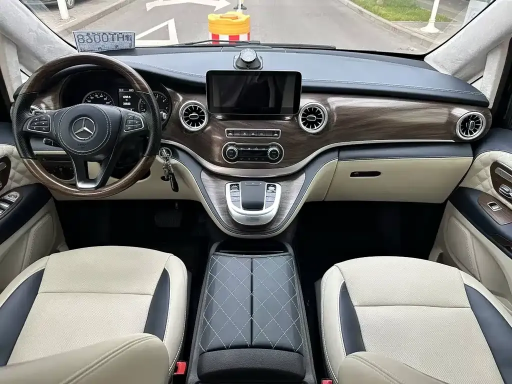 Mercedes-Benz Vito 2021 из CN, фото 8