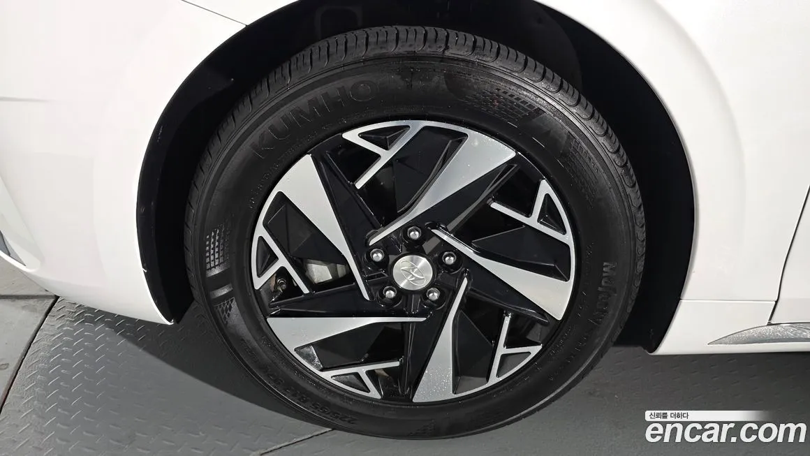 Hyundai Grandeur 2022 из KR, фото 5