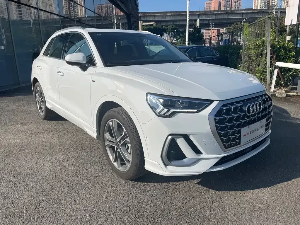 Audi Q3 2024 из CN, фото 3