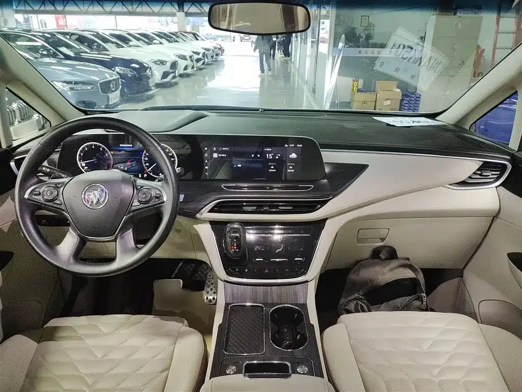 Buick GL8 2021 из CN, фото 10