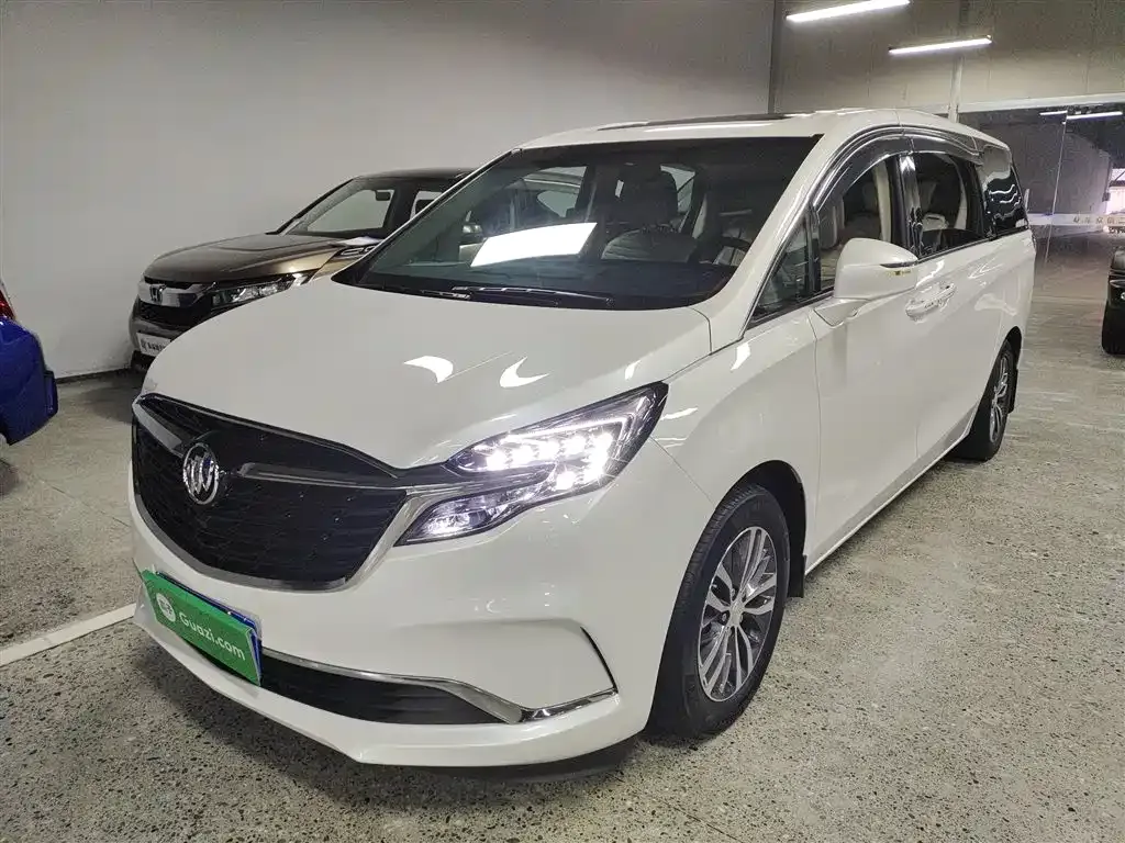 Buick GL8 2021 из CN, фото 2