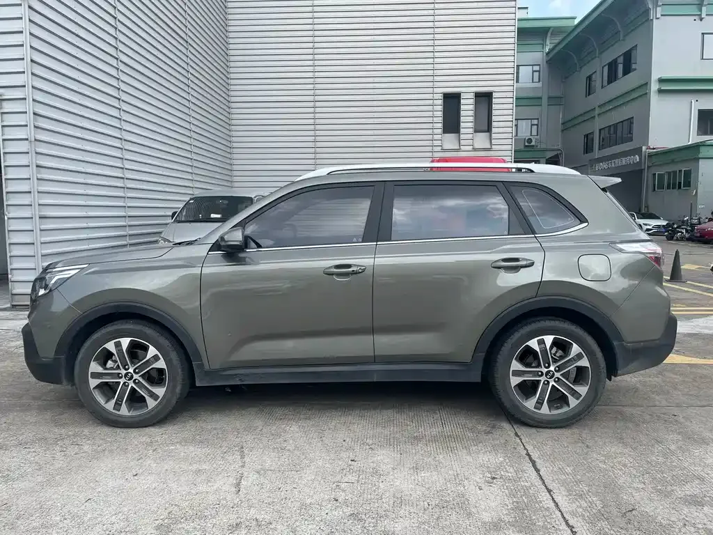 Kia Sportage 2021 из CN, фото 9