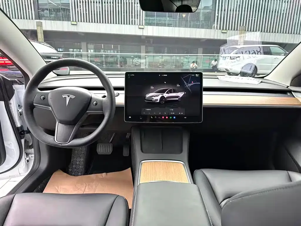 Tesla Model 3 2023 из CN, фото 5