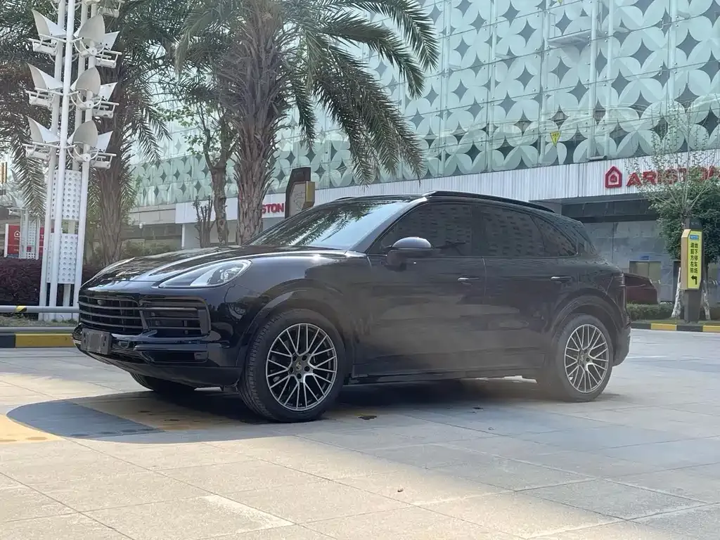 Porsche Cayenne 2023 из CN, фото 1