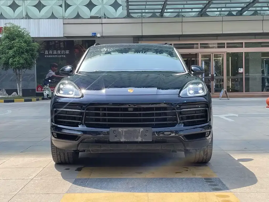 Porsche Cayenne 2023 из CN, фото 2