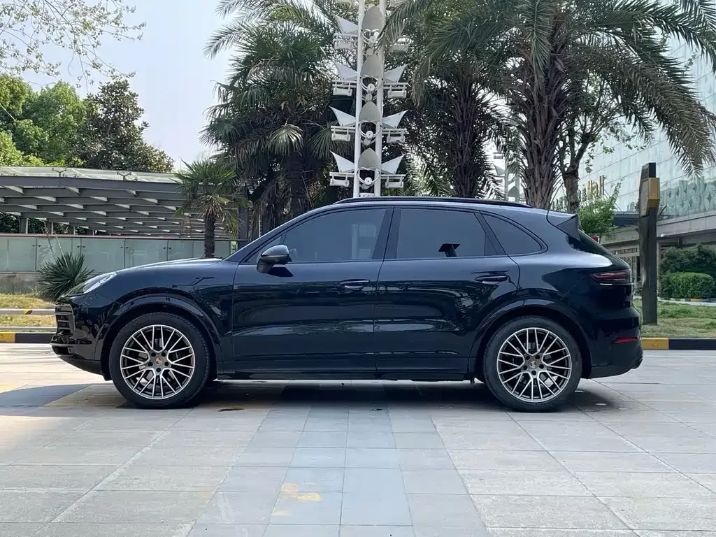 Porsche Cayenne 2023 из CN, фото 7