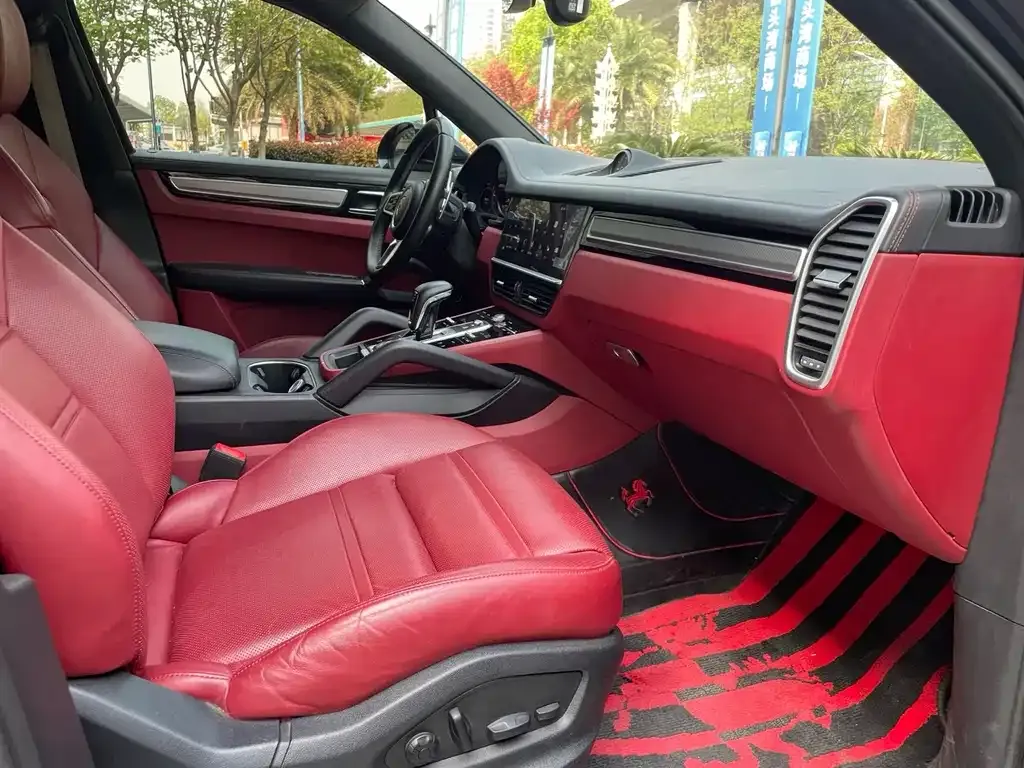 Porsche Cayenne 2023 из CN, фото 9