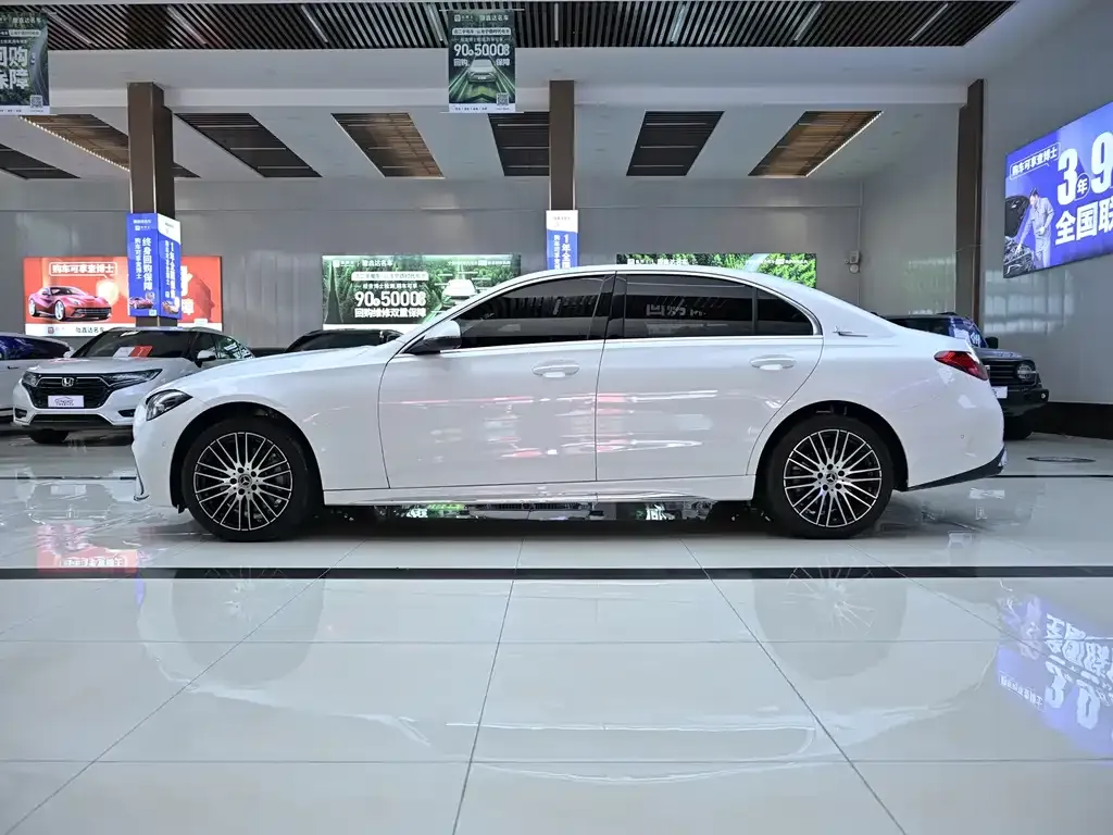 Mercedes-Benz C-Class 2023 из CN, фото 3