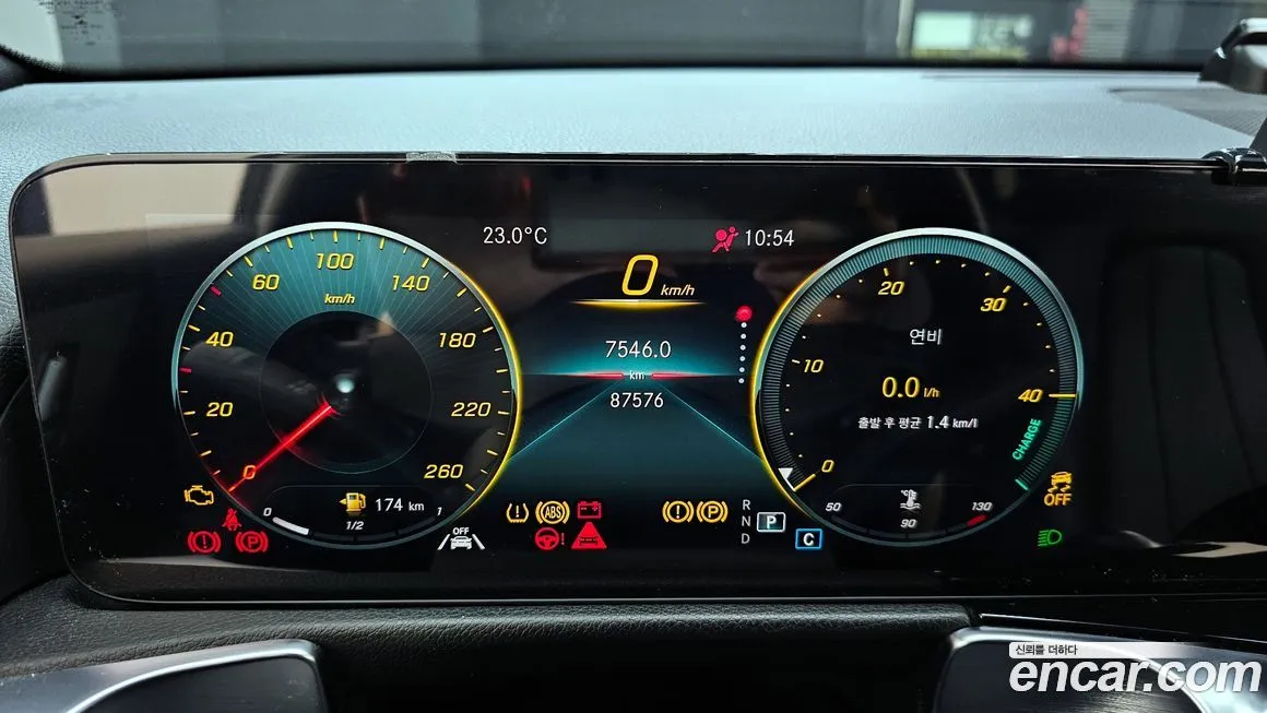 Mercedes-Benz GLB-Class 2021 из KR, фото 8