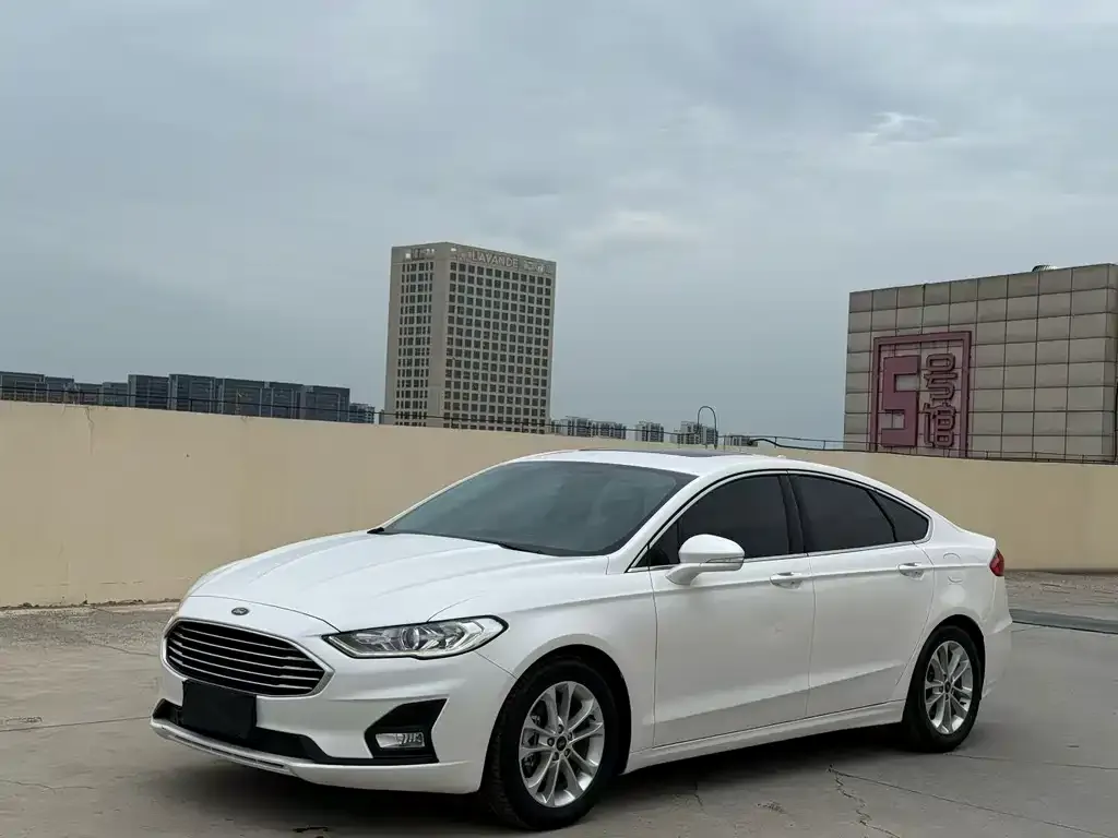 Ford Mondeo 2021 из CN, фото 1