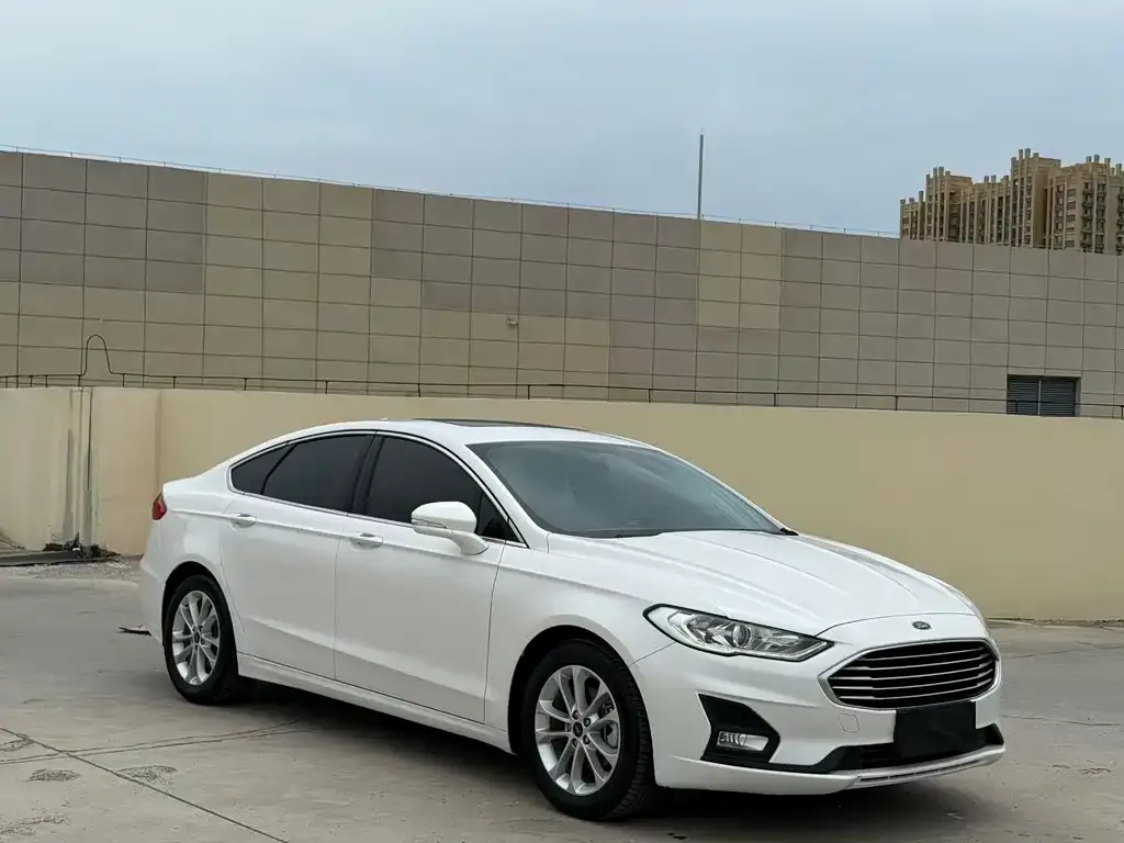 Ford Mondeo 2021 из CN, фото 3