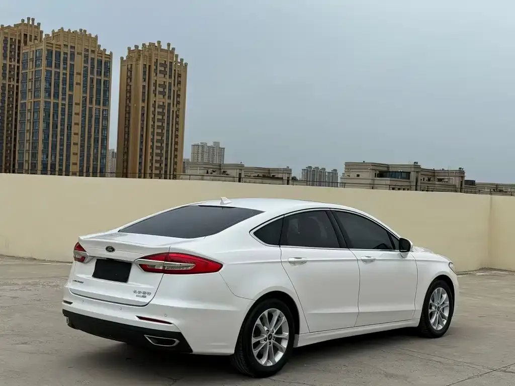 Ford Mondeo 2021 из CN, фото 9