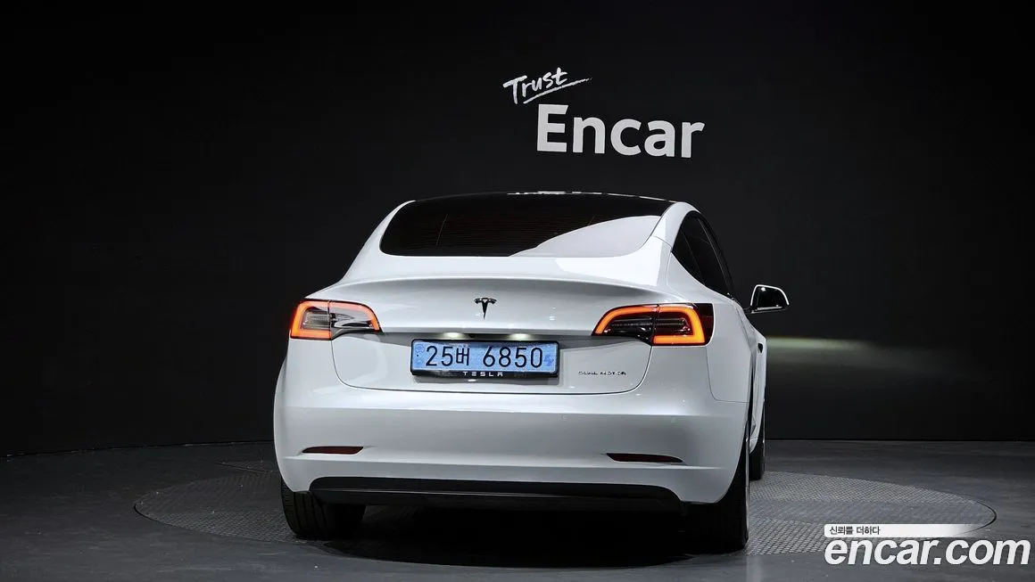 Tesla Model 3 2022 из KR, фото 4