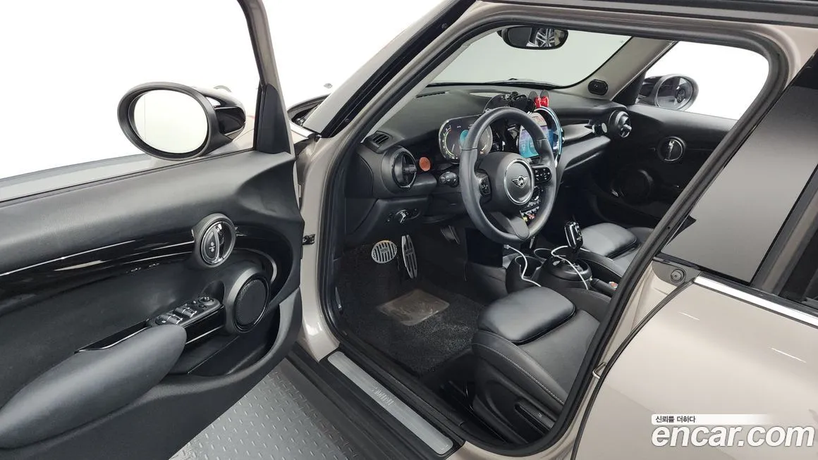 Mini Cooper 2022 из KR, фото 10