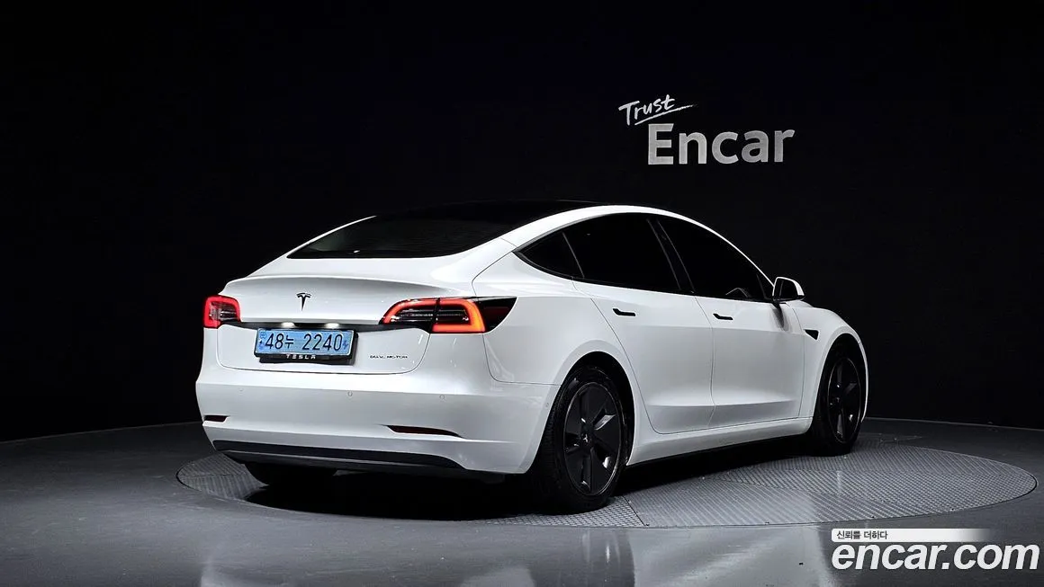 Tesla Model 3 2021 из KR, фото 2