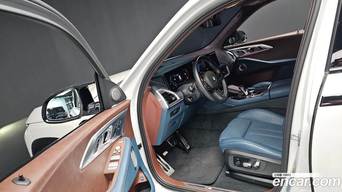 BMW XM — фото 10