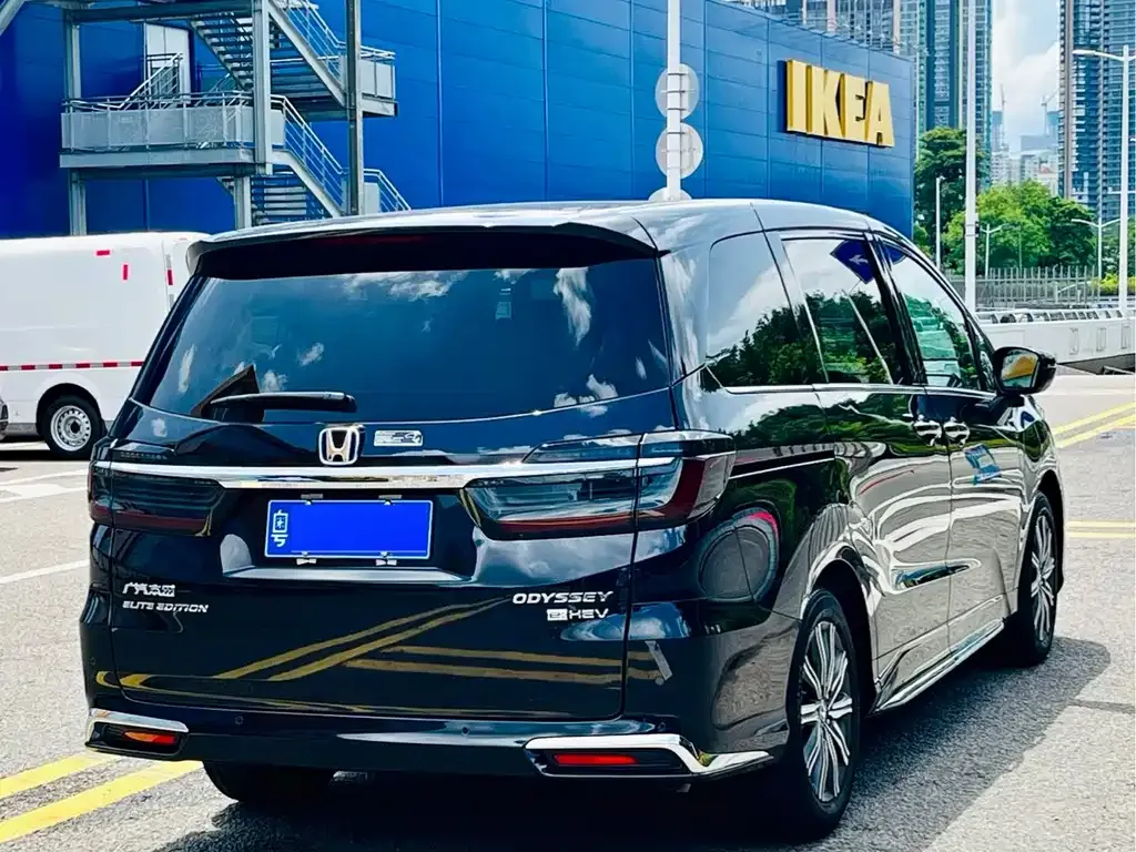 Honda Odyssey — фото 2