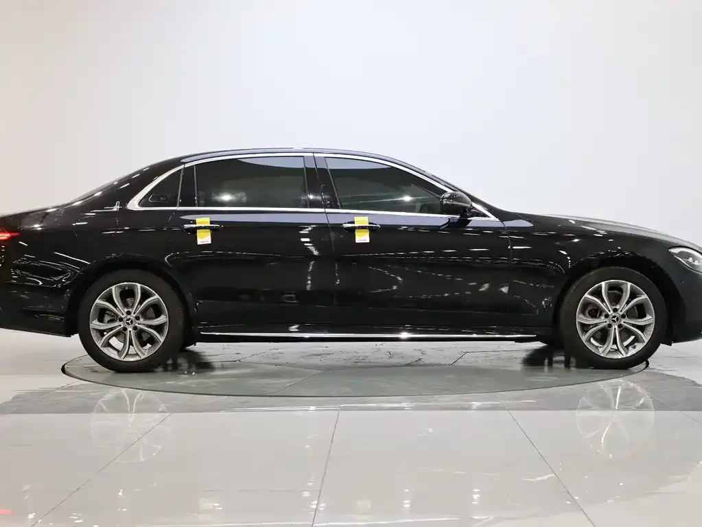 Mercedes-Benz E-Class 2022 из CN, фото 6