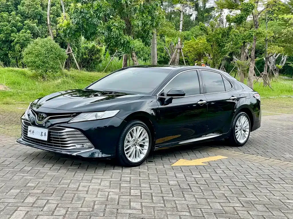 Toyota Camry 2021 из CN, фото 1