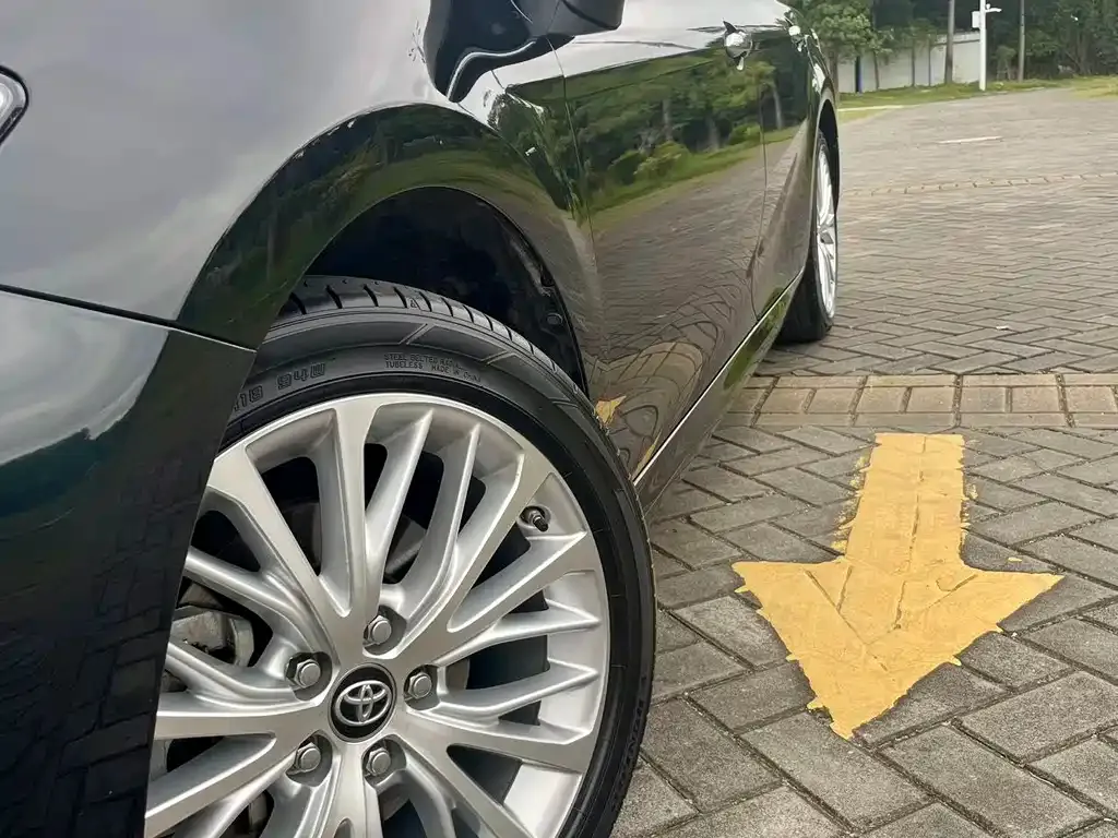 Toyota Camry 2021 из CN, фото 4