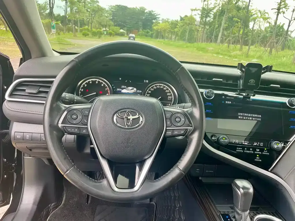 Toyota Camry 2021 из CN, фото 8