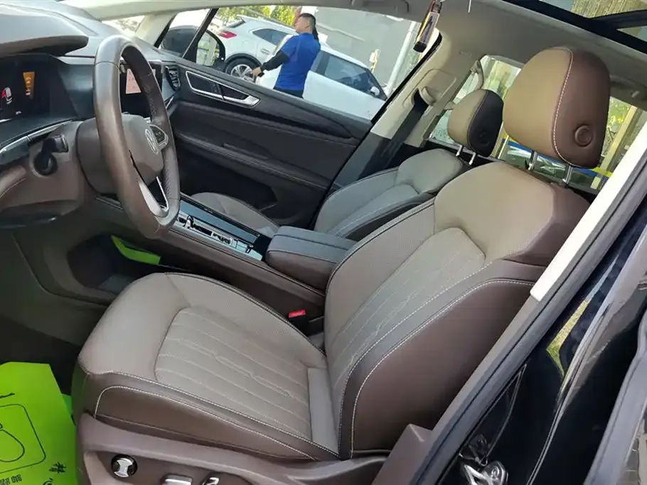 Volkswagen Viloran 2022 из CN, фото 9