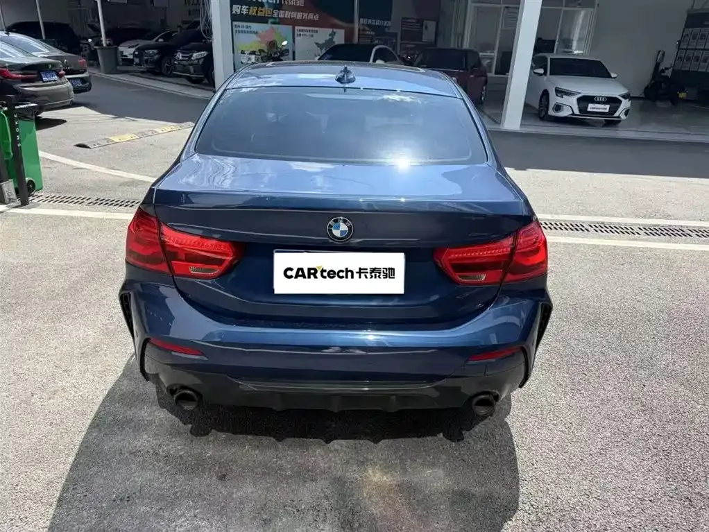 BMW 1 Series 2023 из CN, фото 10