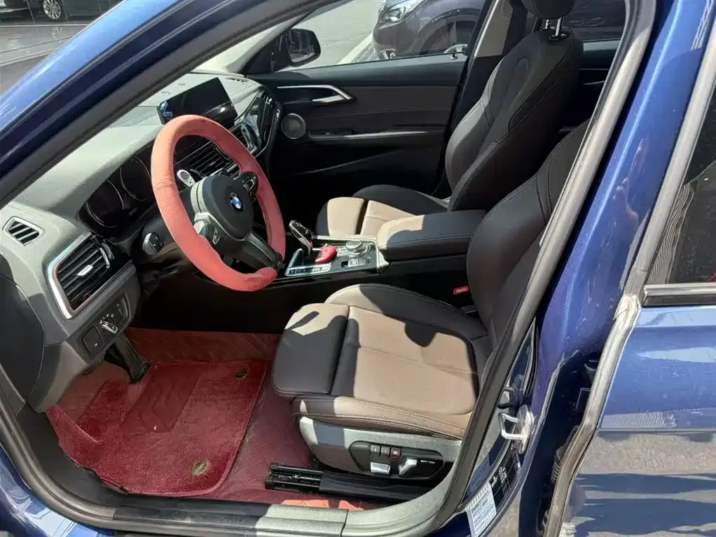 BMW 1 Series 2023 из CN, фото 4