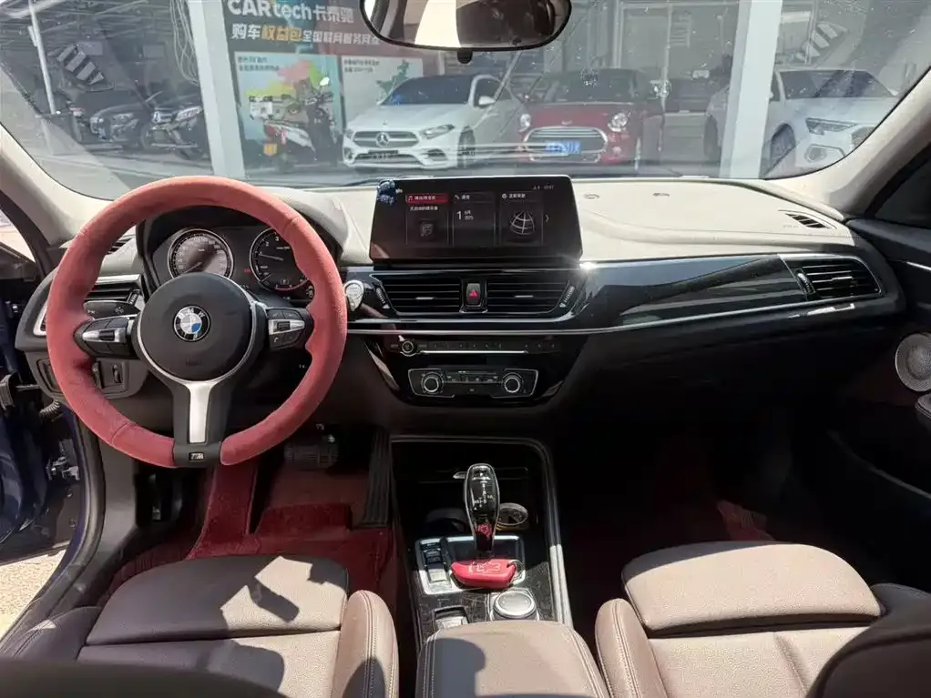 BMW 1 Series 2023 из CN, фото 6