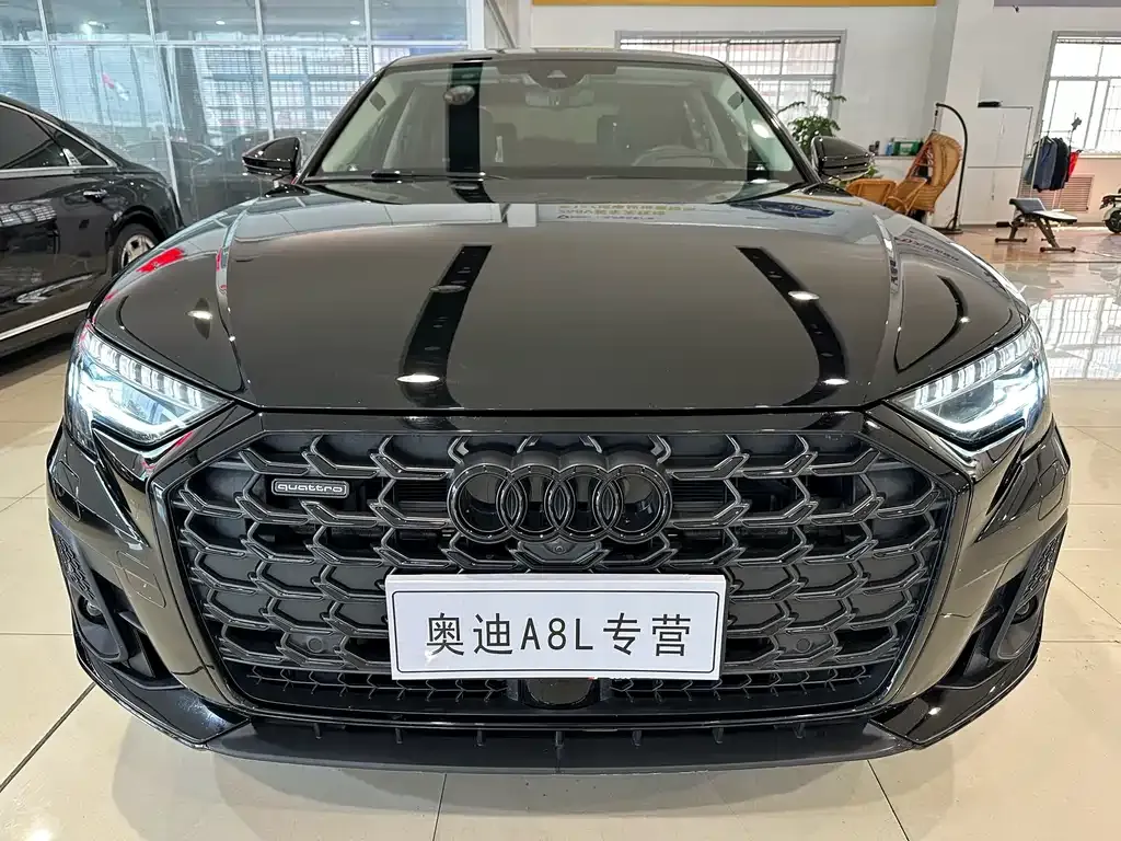 Audi A8 2023 из CN, фото 1