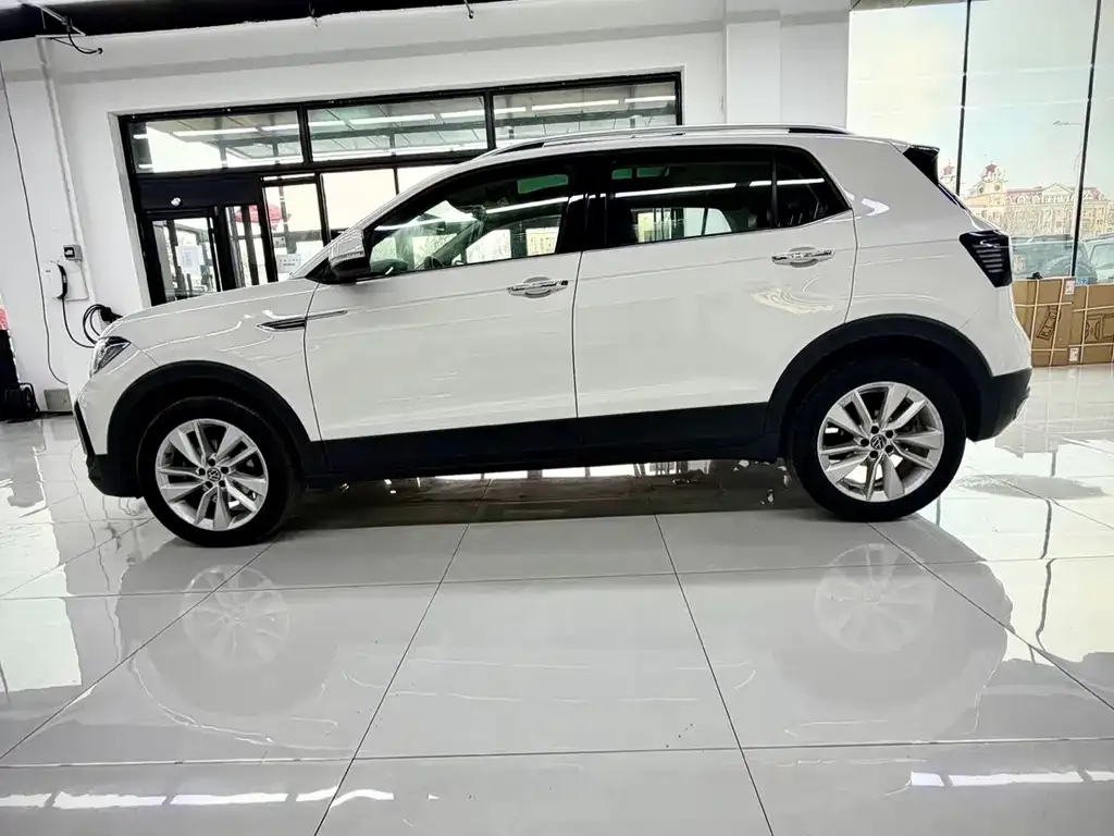 Volkswagen T-Cross — фото 3