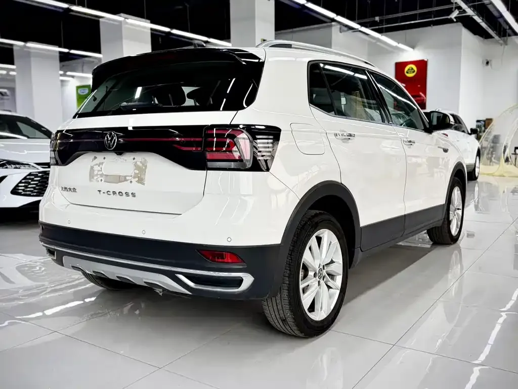 Volkswagen T-Cross — фото 6